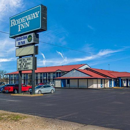 Rodeway Inn Broken Bow-Hochatown Exterior photo