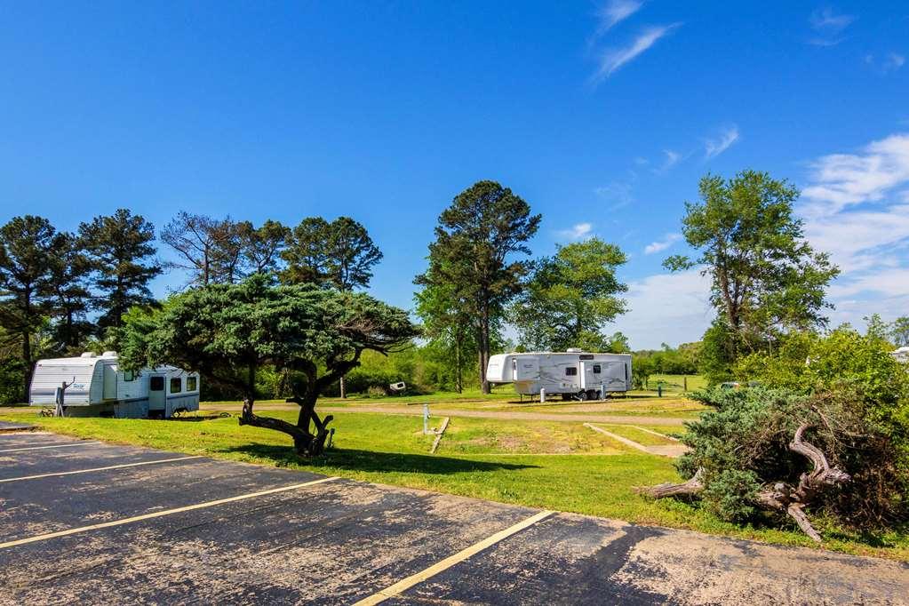 Rodeway Inn Broken Bow-Hochatown Amenities photo